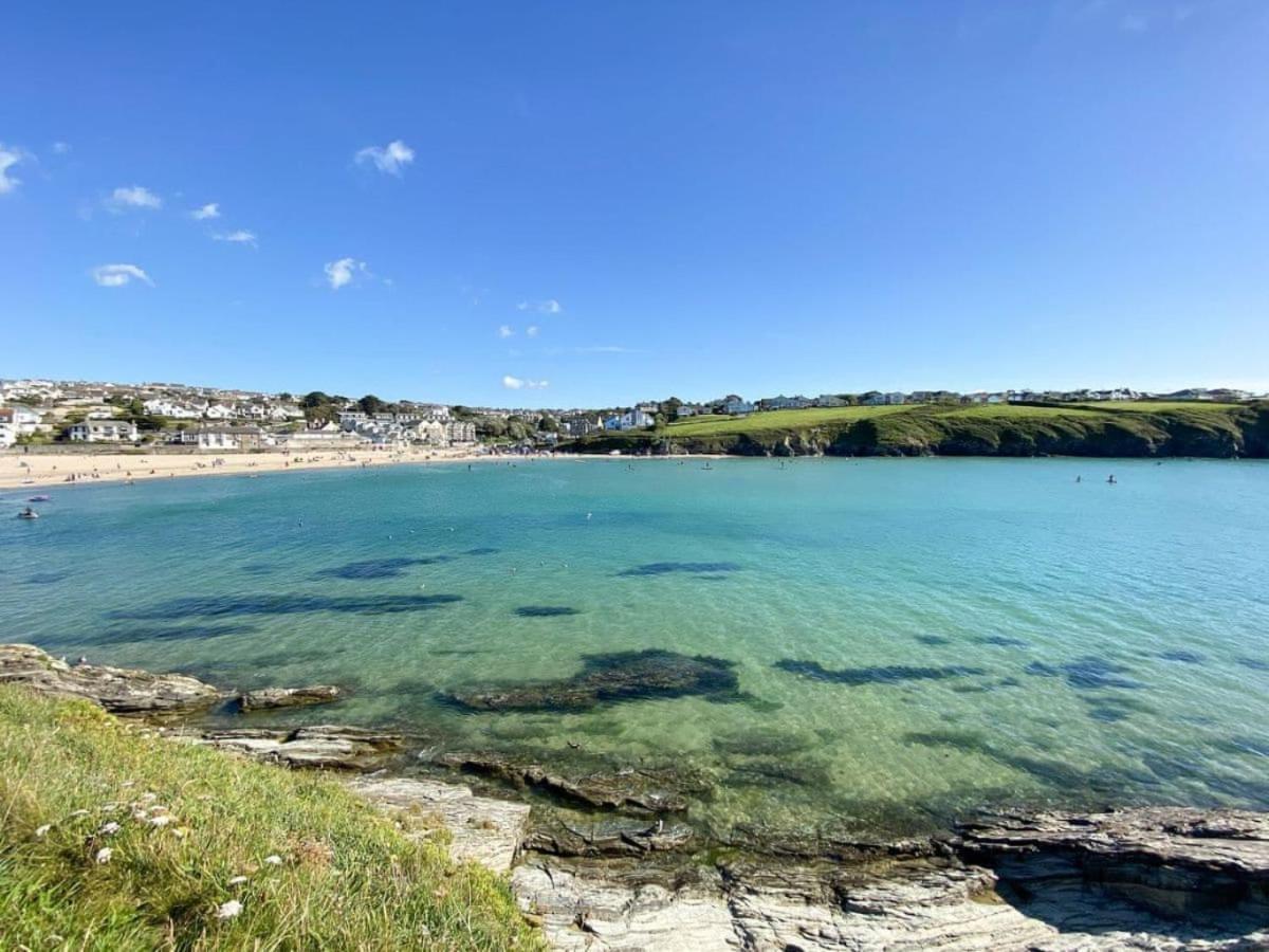 Sunset Waves Sea View Apartment Featuring Panoramic Views & Parking New Quay Exteriér fotografie