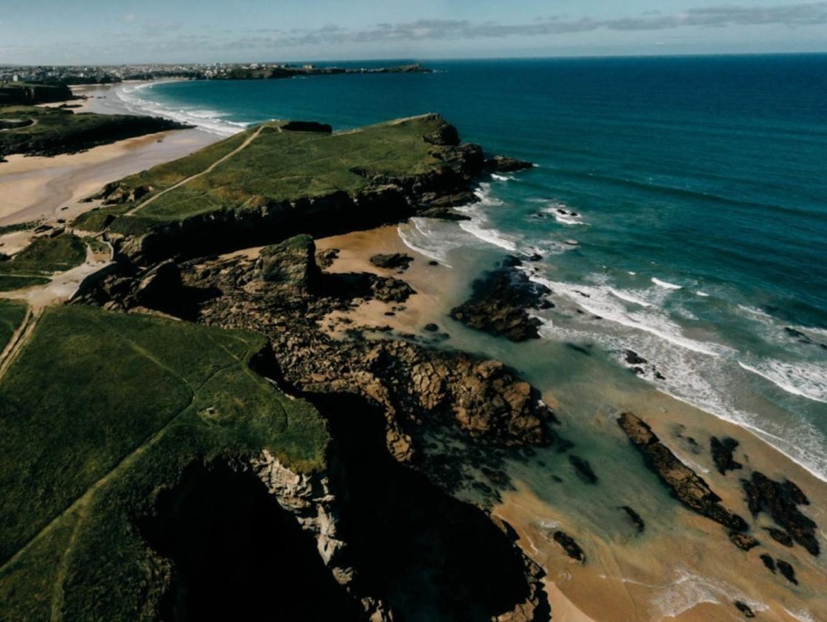 Sunset Waves Sea View Apartment Featuring Panoramic Views & Parking New Quay Exteriér fotografie